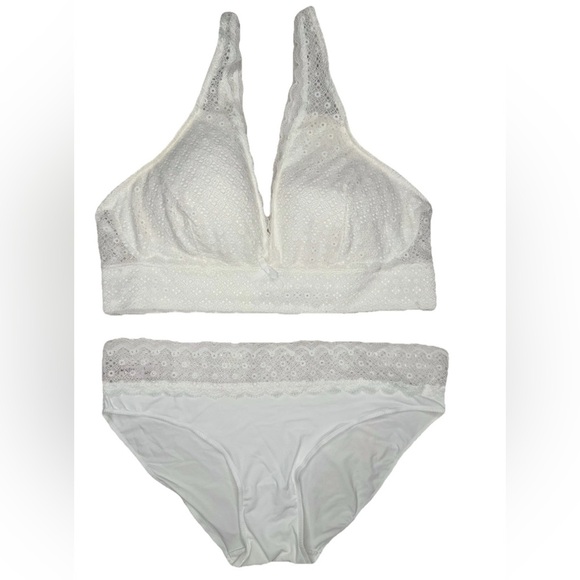 Women's Wireless Bra & Panty Set Size Large Ambrielle Removable Pads - Picture 1 of 13